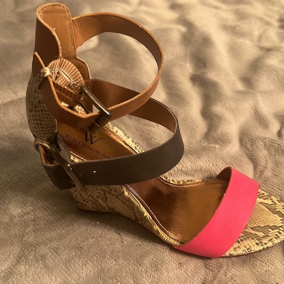Wedge sandal - Picture 2 of 4